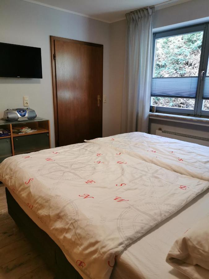 Ferienwohnung In Waldrandlage In Nationalpark Schleiden / Eifel Dış mekan fotoğraf